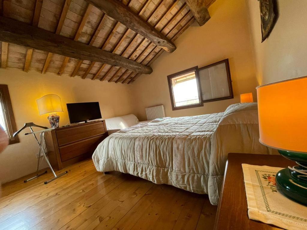 La Casa Di Laura Lejlighed Castelcucco Eksteriør billede