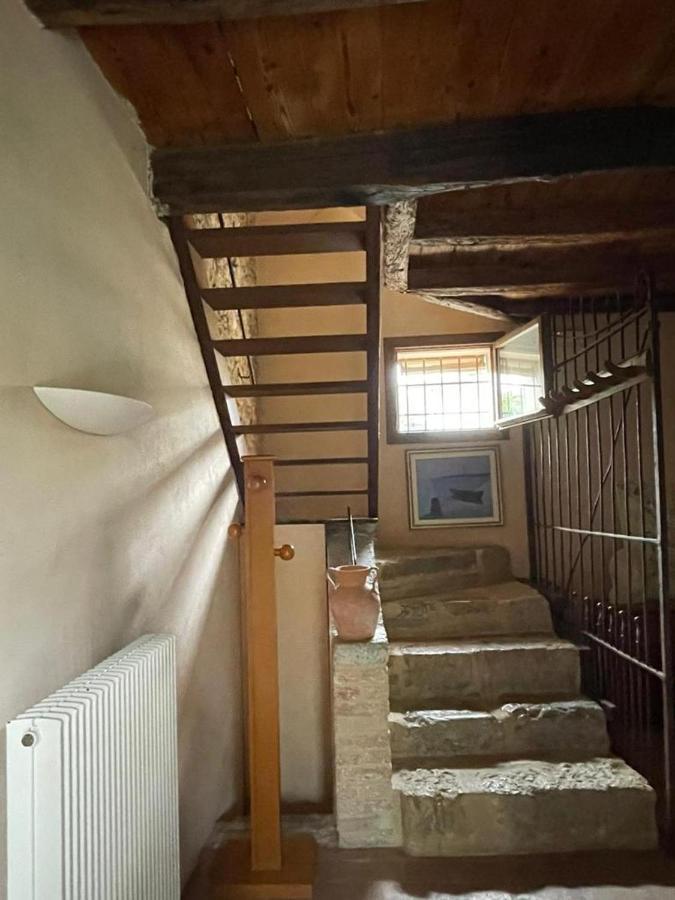 La Casa Di Laura Lejlighed Castelcucco Eksteriør billede